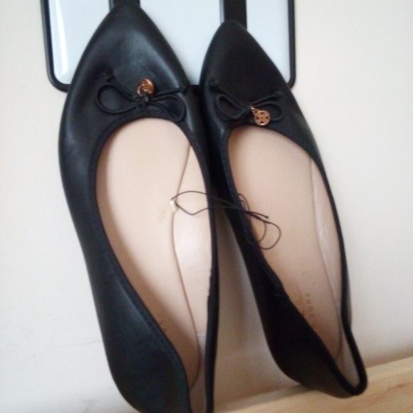 Women's Shoes - Picture 7 of 8